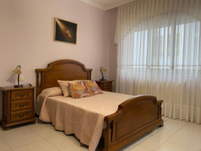 Casa con gran finca en el centro de Xove